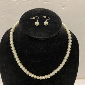 18-20” Faux Pearl Necklace Earring Set Dangle Hook